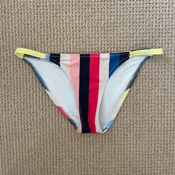 Solid and Striped 'The Morgan' bikini - Picture 2 of 6